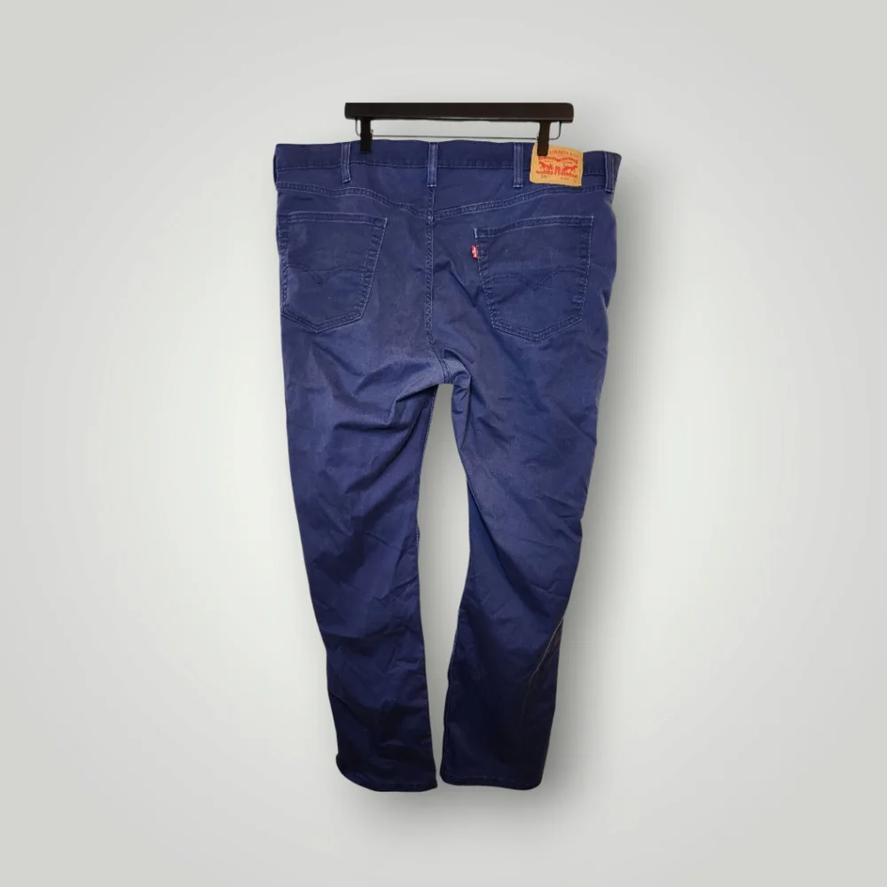 Levi's 541 blue all season tech slack pants w 42 L 34